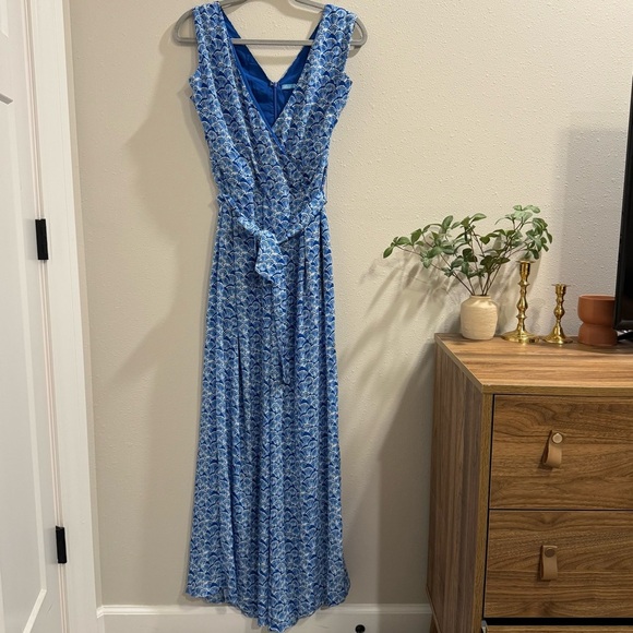 J. McLaughlin 10 Hermione Belted Wide Leg Jumpsuit Summer Lightweight Resort - Picture 2 of 9